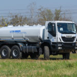 camion cisterna trasporto acqua UNHCR-2